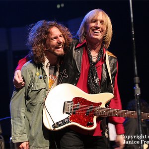 Tom Petty & Eddie Vedder için avatar