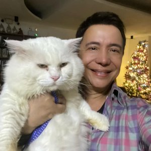 Nonoy Zuñiga 的头像