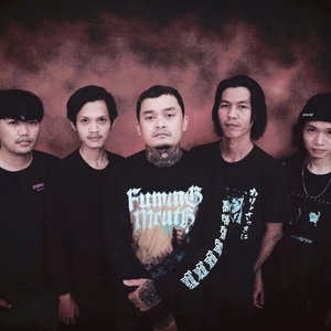 Vietnam Rose 的头像