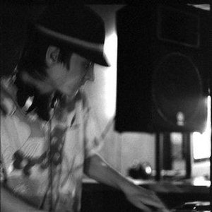 Mr Armtone için avatar