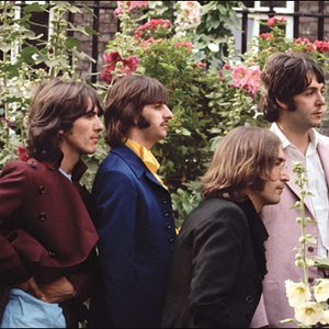 “The Beatles”的封面