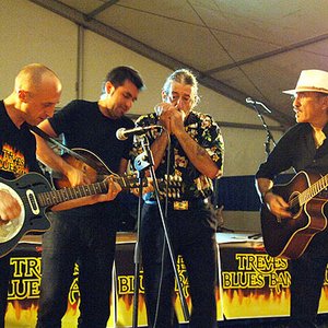 Treves Blues Band 的头像