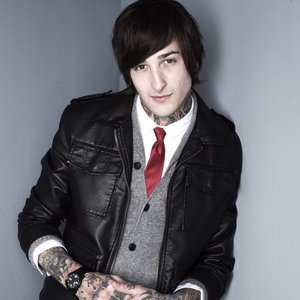 “Mitch Lucker”的封面