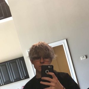 LongLost için avatar