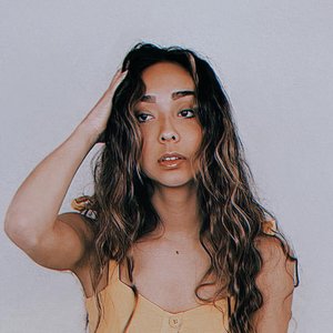 Aria Rayes 的头像
