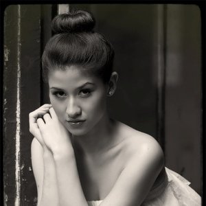 Millane Fernandez 的头像