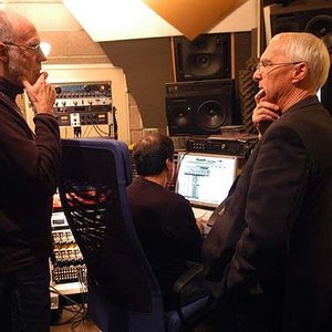 Radu Malfatti & Keith Rowe 的头像