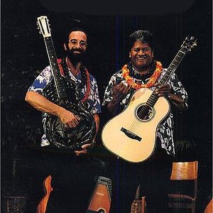“Led Kaapana & Bob Brozman”的封面