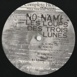 Les Loups Des Trois Lunes