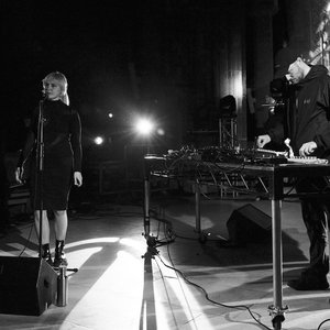 Avatar for Rian Treanor & Cara Tolmie