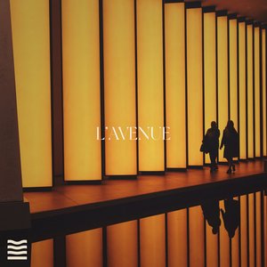L'Avenue - Single