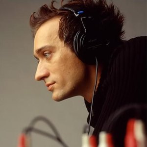 Paul van Dyk feat Jessica Suta için avatar