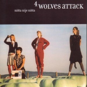 4wolves attack