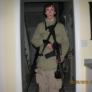 Adam Lanza için avatar