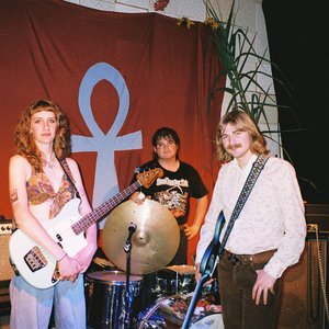 spooky eyes 的头像