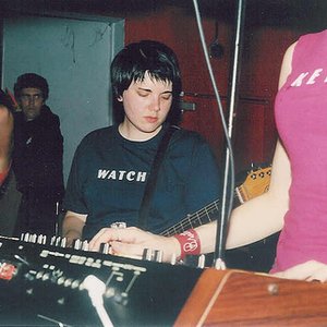 Bratmobile のアバター