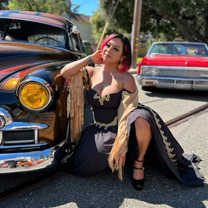 Beatriz Gonzalez 的头像