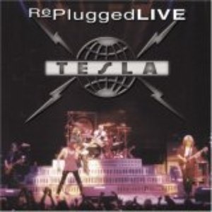 Imagem de 'Re Plugged Live'