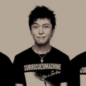 CurriculuMachine 的头像