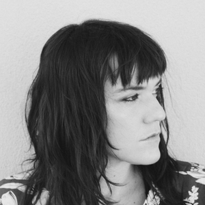 Emily Wells photo provided by Last.fm