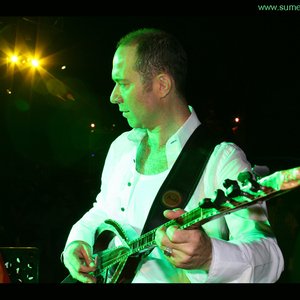 Sümer Ezgü 的头像