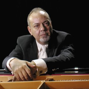 Mehmet Okonsar のアバター