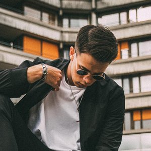 Brezzy için avatar
