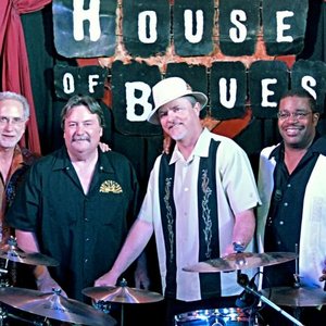 Full Throttle Blues Band 的头像