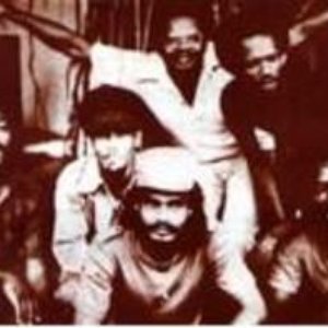 Bobby Ellis & The Crystalites 的头像