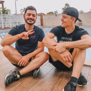 Vitor & Guilherme 的头像