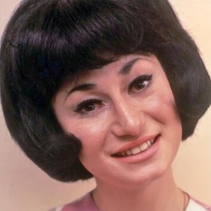 Julie Grant 的头像