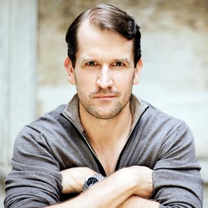 James Moye 的头像