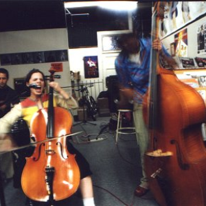 Bonfire Madigan photo provided by Last.fm