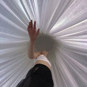 欢迎进入人间 - Single