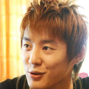 Kim Jun Su 的头像