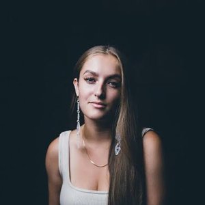 Ila Barker 的头像
