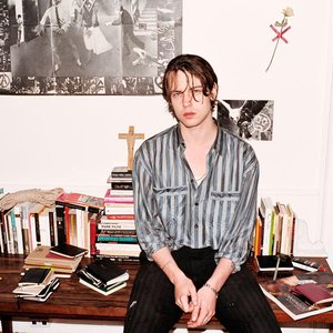 Elias Rønnenfelt 的头像