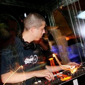 dj panik için avatar