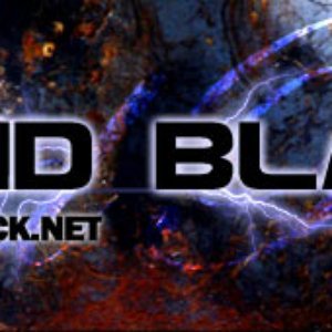 “Liquid Black”的封面