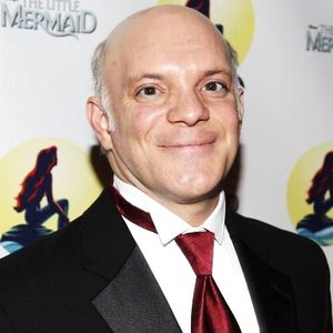 Eddie Korbich 的头像