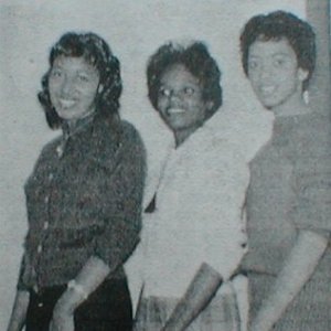 Montgomery Gospel Trio 的头像