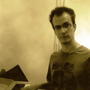 Progression By Failrue 的头像