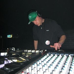 Frankie Phantasm 的头像