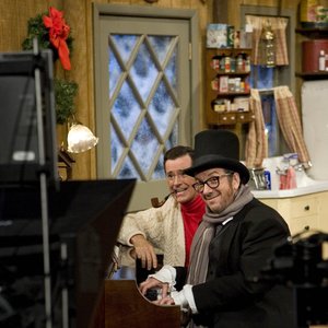Stephen Colbert & Elvis Costello 的头像