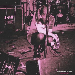 Lunares En Tu Piel - Single