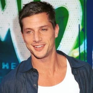 Simon Rex 的头像