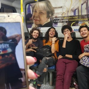 Os Brechó 的头像