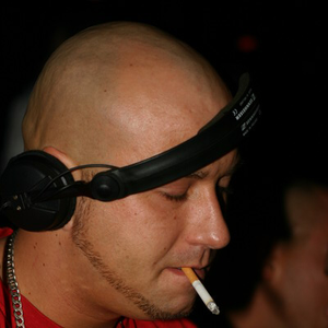 Mikesh photo provided by Last.fm