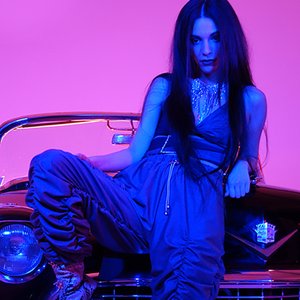 Aly Bass 的头像