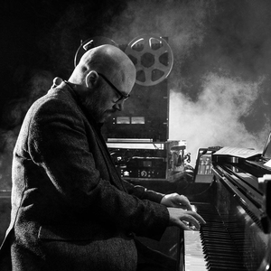 Jóhann Jóhannsson photo provided by Last.fm